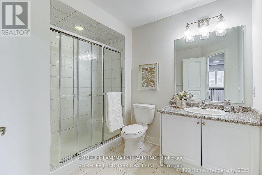 16 Beechborough Crescent, East Gwillimbury, Ontario  L9N 0P2 - Photo 2 - N12479577