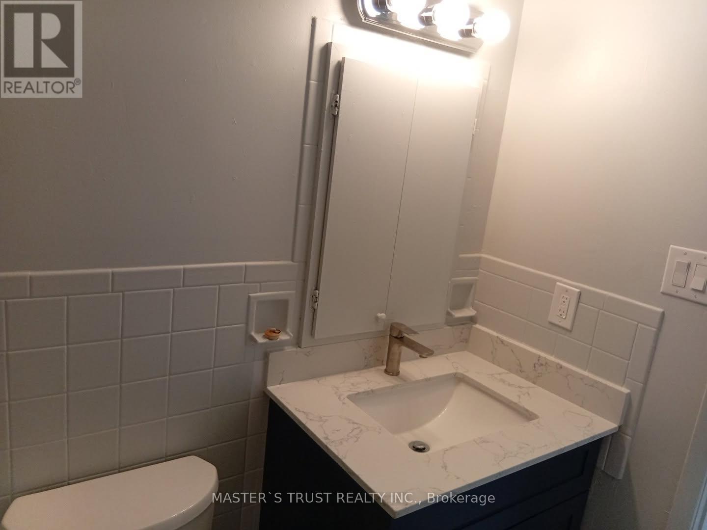4 - 190 Borland Street E, Orillia, Ontario  L3V 2C3 - Photo 16 - S12479543