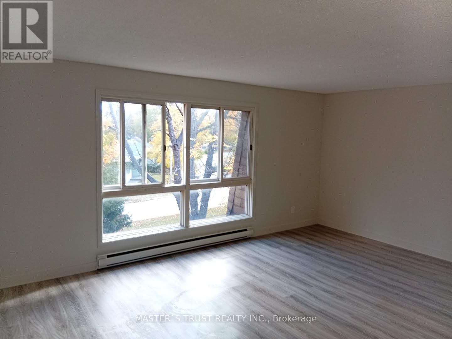4 - 190 Borland Street E, Orillia, Ontario  L3V 2C3 - Photo 3 - S12479543