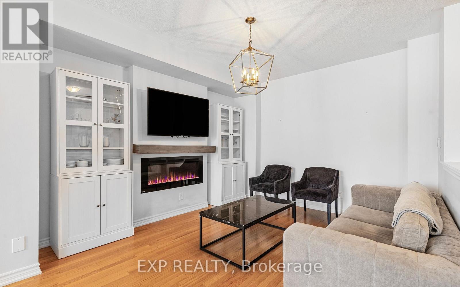 3048 Postridge Drive, Oakville, Ontario  L6H 0R9 - Photo 8 - W12479526