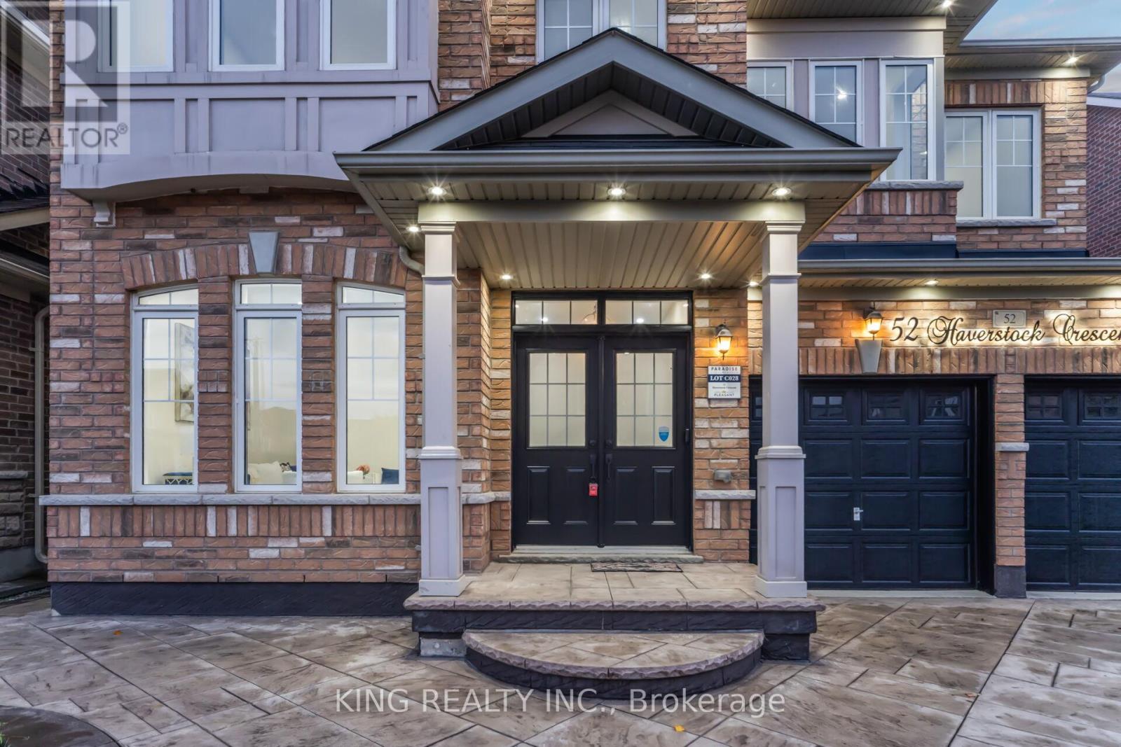 52 Haverstock Crescent, Brampton, Ontario  L7A 0G1 - Photo 3 - W12479550