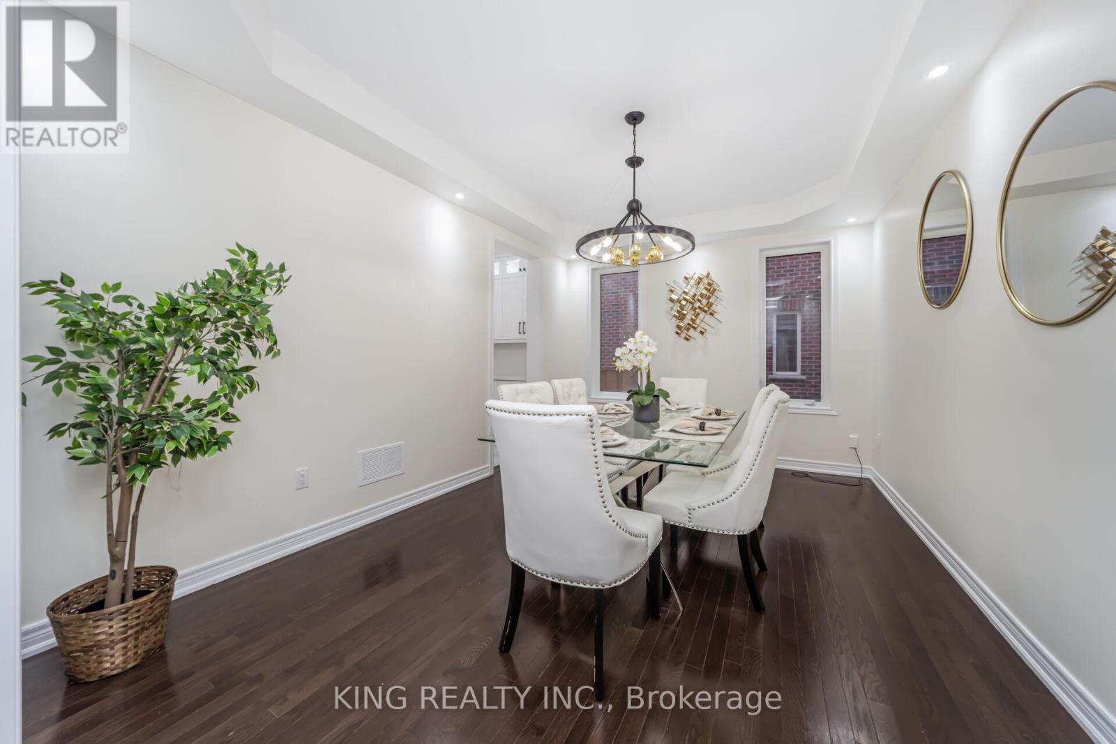 52 Haverstock Crescent, Brampton, Ontario  L7A 0G1 - Photo 8 - W12479550
