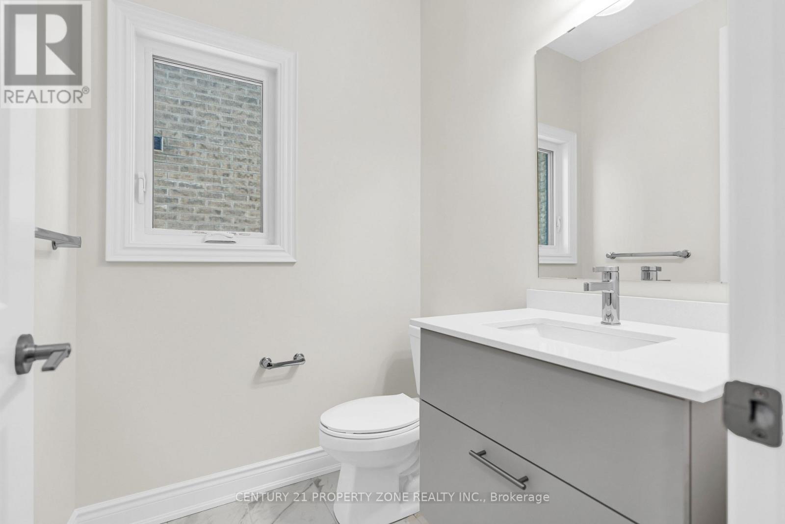 33 Gladmary Drive, Brampton, Ontario  L6Y 0E4 - Photo 16 - W12479555