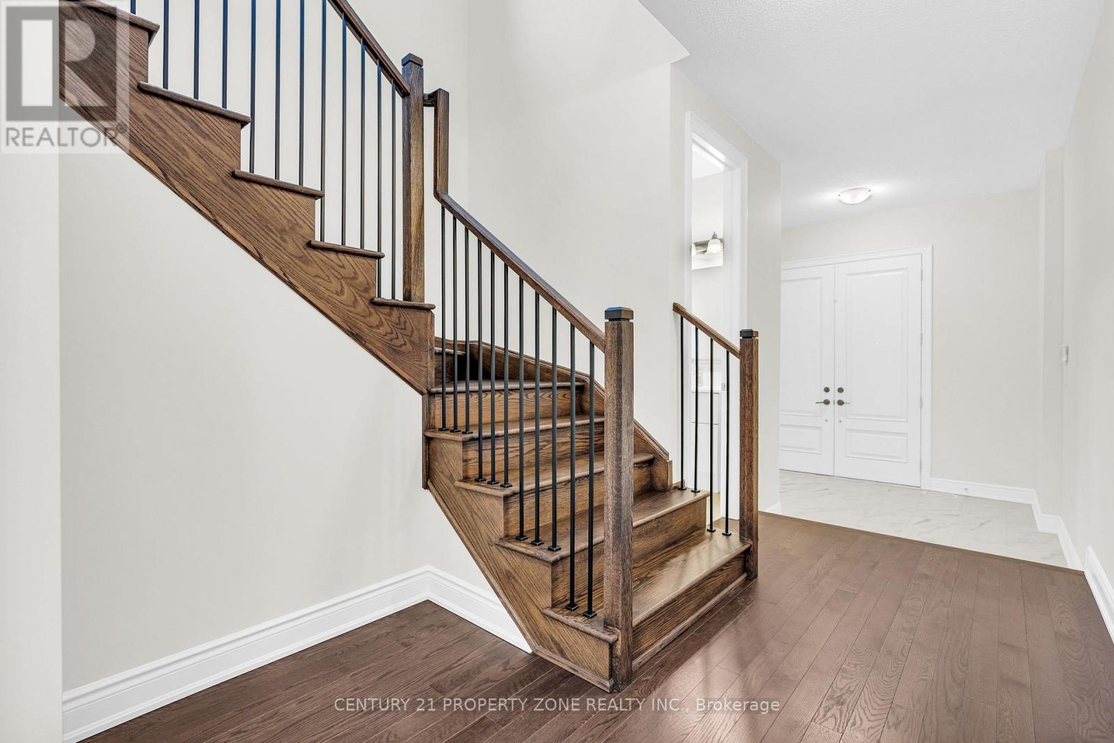 33 Gladmary Drive, Brampton, Ontario  L6Y 0E4 - Photo 17 - W12479555