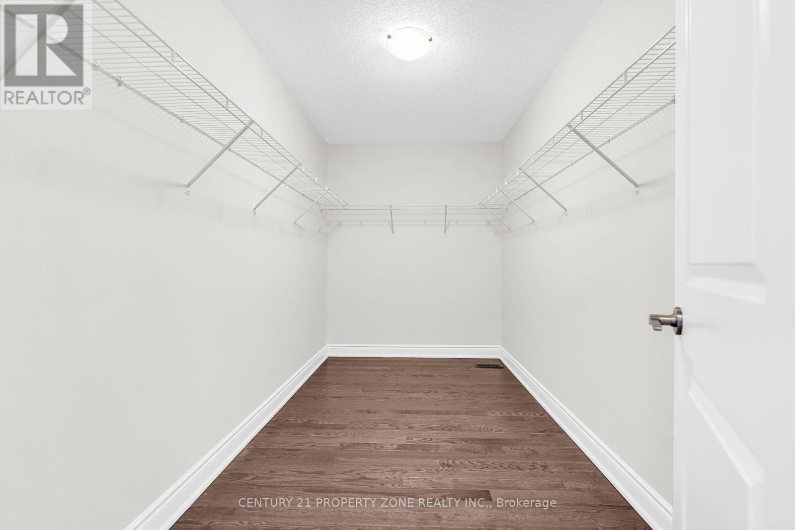 33 Gladmary Drive, Brampton, Ontario  L6Y 0E4 - Photo 23 - W12479555
