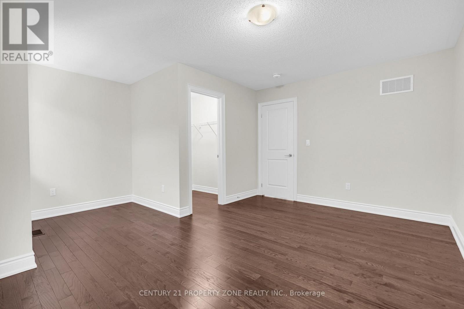 33 Gladmary Drive, Brampton, Ontario  L6Y 0E4 - Photo 25 - W12479555
