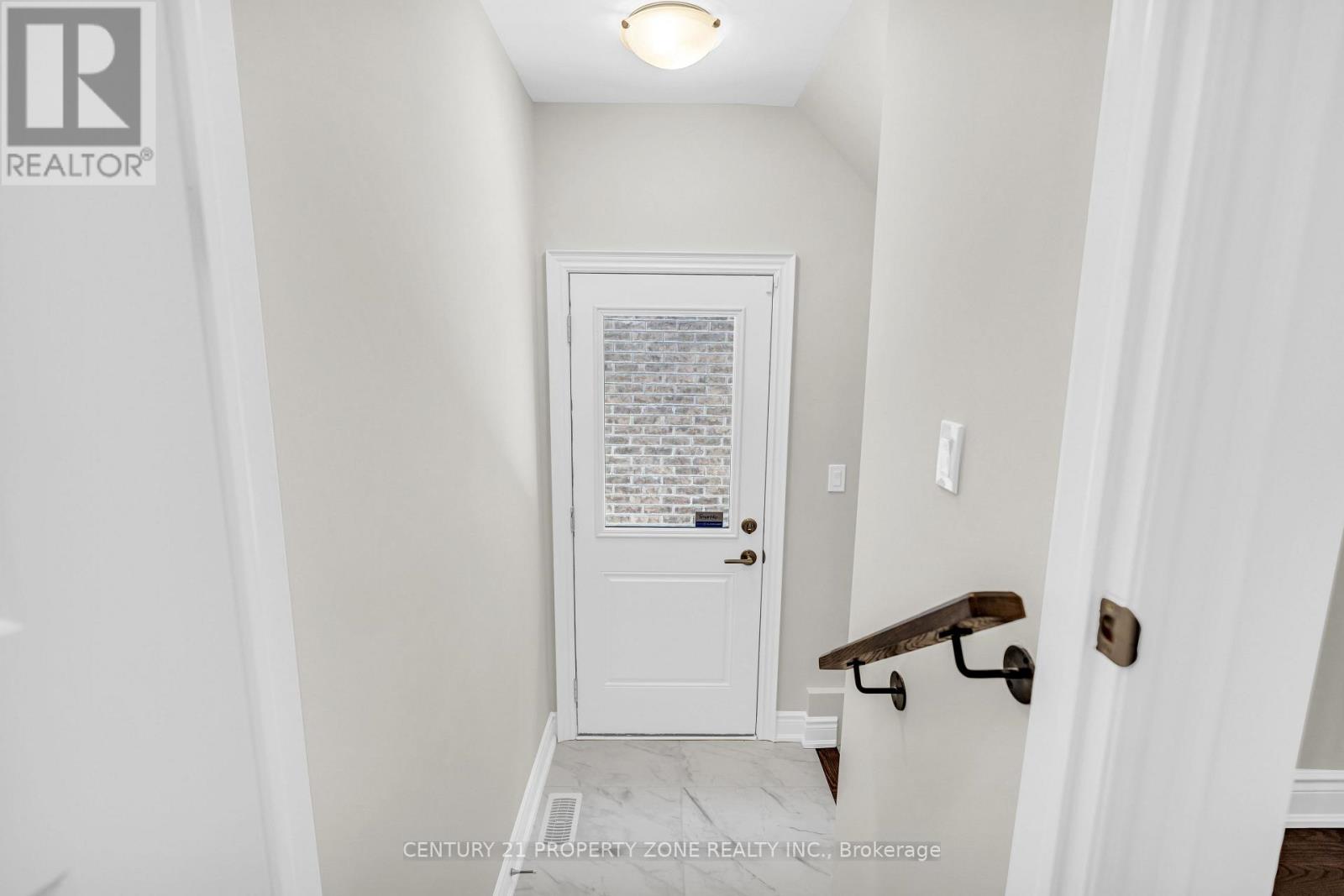 33 Gladmary Drive, Brampton, Ontario  L6Y 0E4 - Photo 32 - W12479555