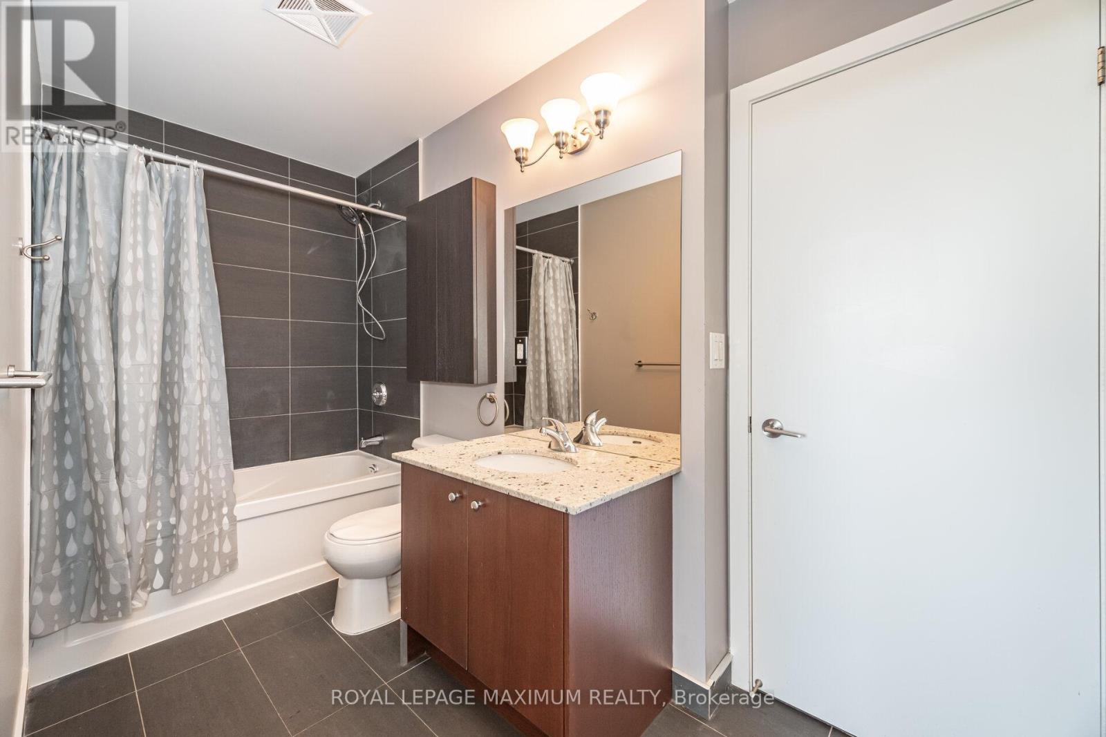 511 - 5101 Dundas Street W, Toronto, Ontario  M9A 5G8 - Photo 18 - W12479573