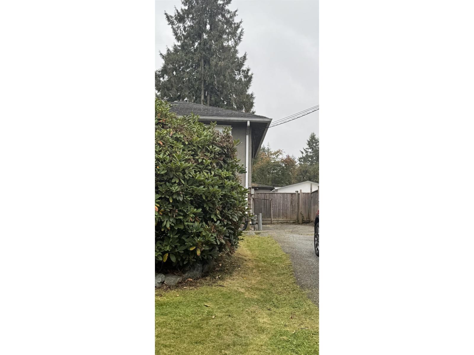 14636 109a Avenue, Surrey, British Columbia  V3R 1Y8 - Photo 2 - R3061517