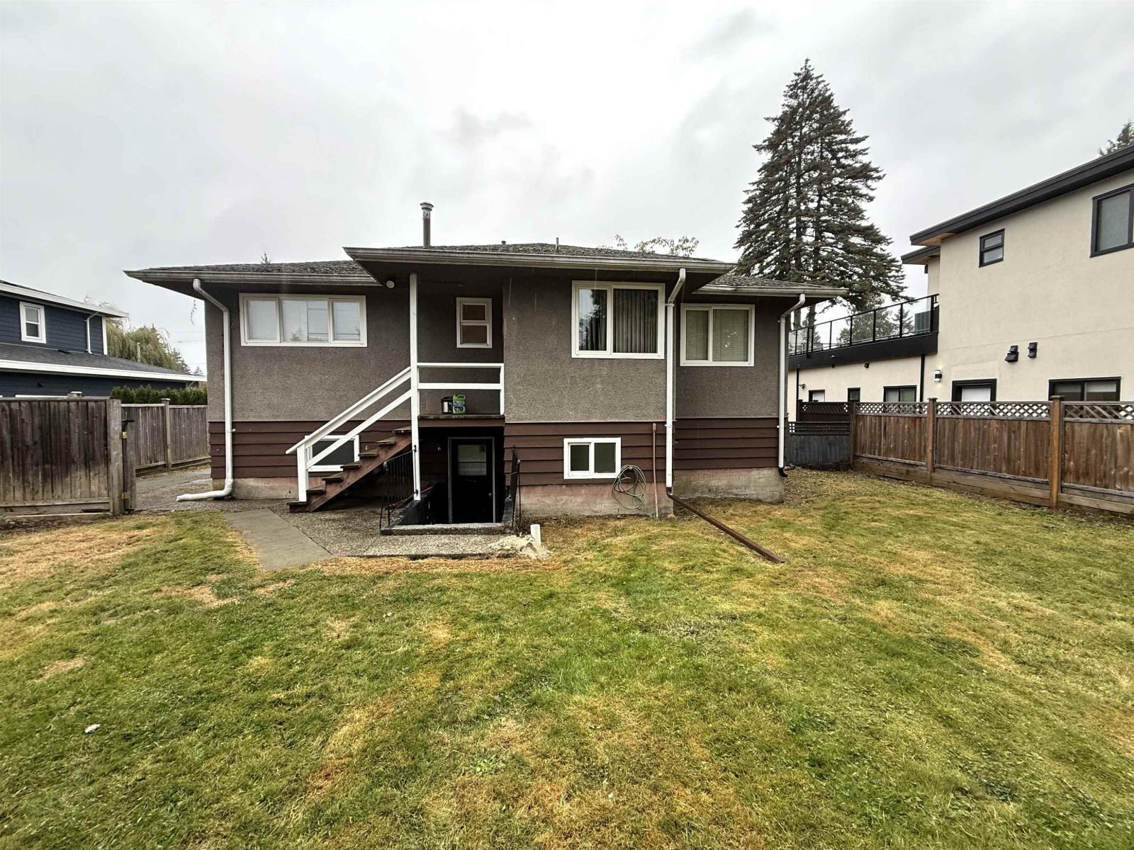 14636 109a Avenue, Surrey, British Columbia  V3R 1Y8 - Photo 4 - R3061517