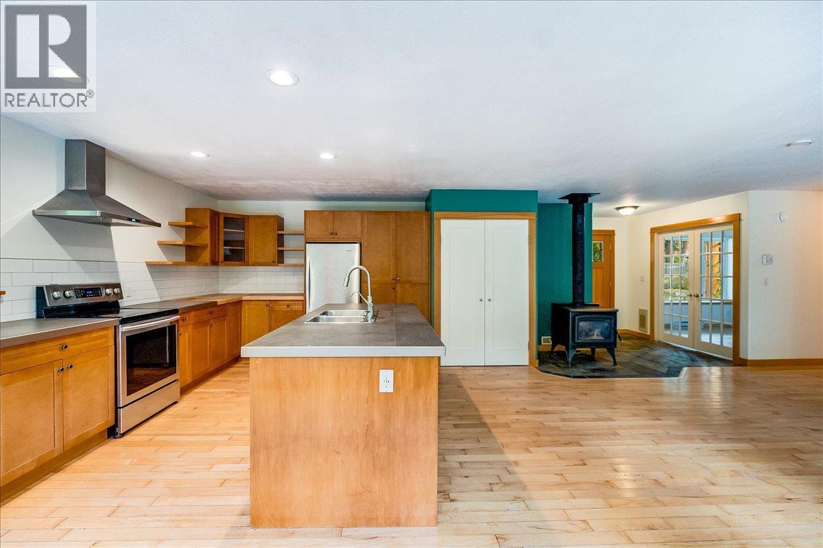 603 Main Street, Slocan, British Columbia  V0G 2C0 - Photo 16 - 10366517