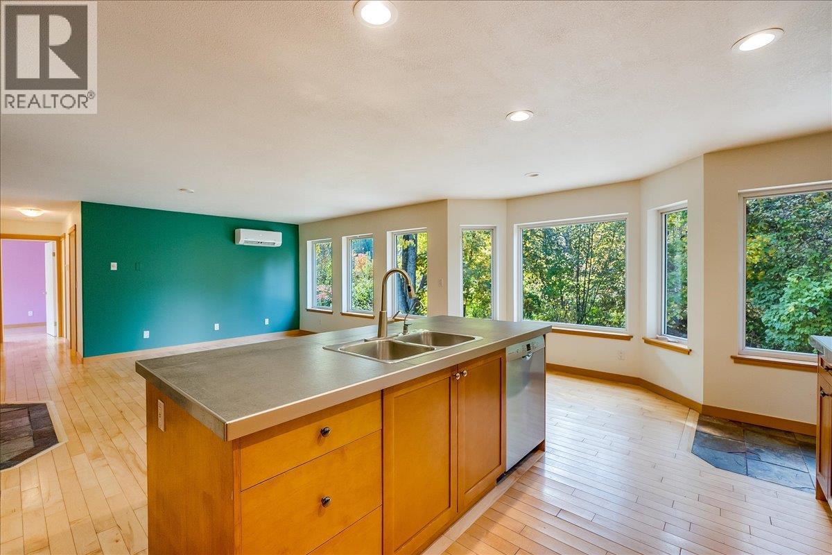 603 Main Street, Slocan, British Columbia  V0G 2C0 - Photo 21 - 10366517