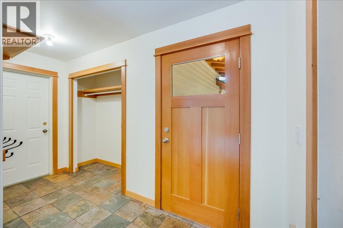 603 Main Street, Slocan, British Columbia  V0G 2C0 - Photo 32 - 10366517