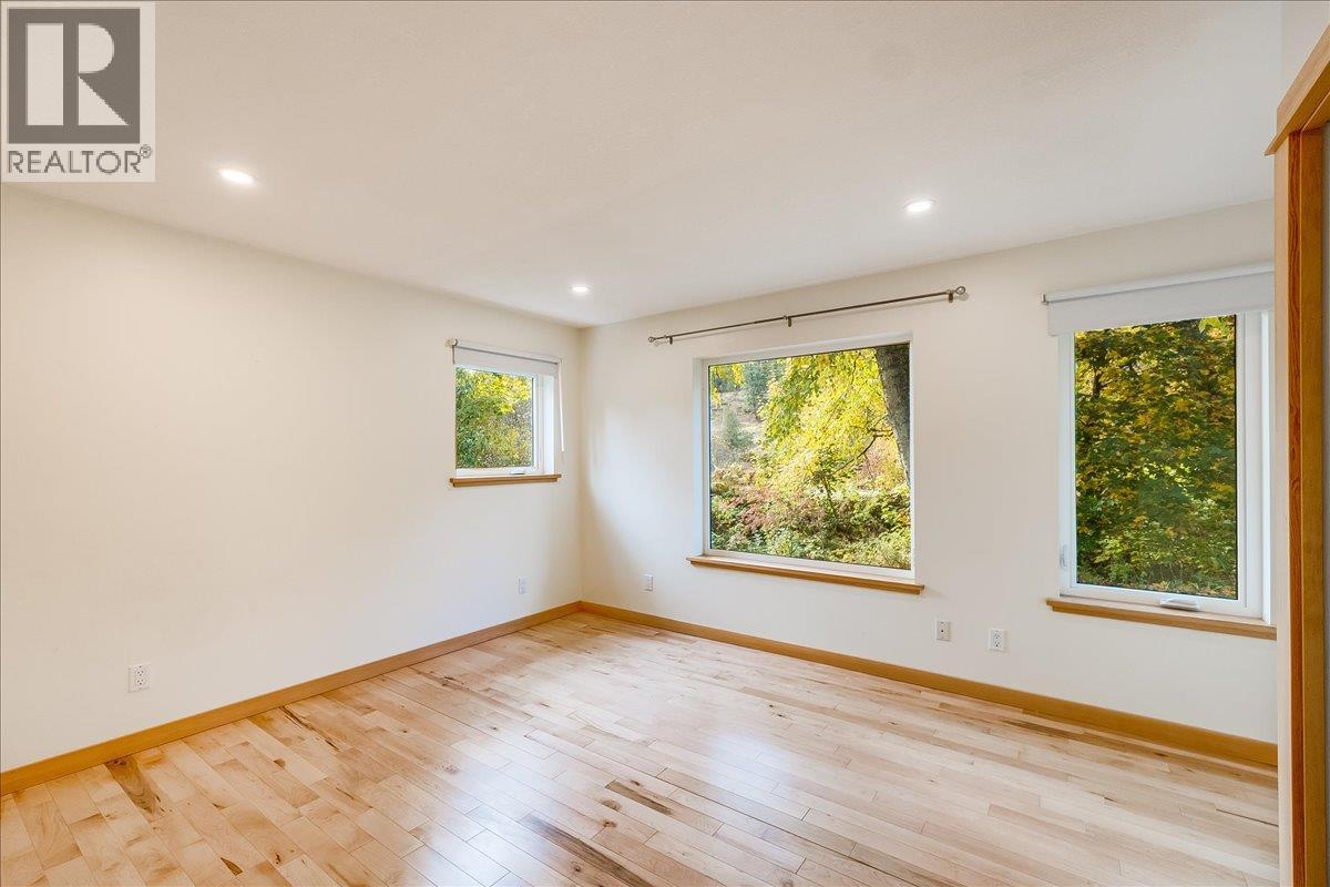 603 Main Street, Slocan, British Columbia  V0G 2C0 - Photo 22 - 10366517