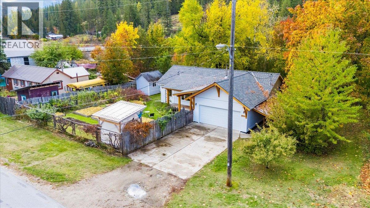 603 Main Street, Slocan, British Columbia  V0G 2C0 - Photo 48 - 10366517