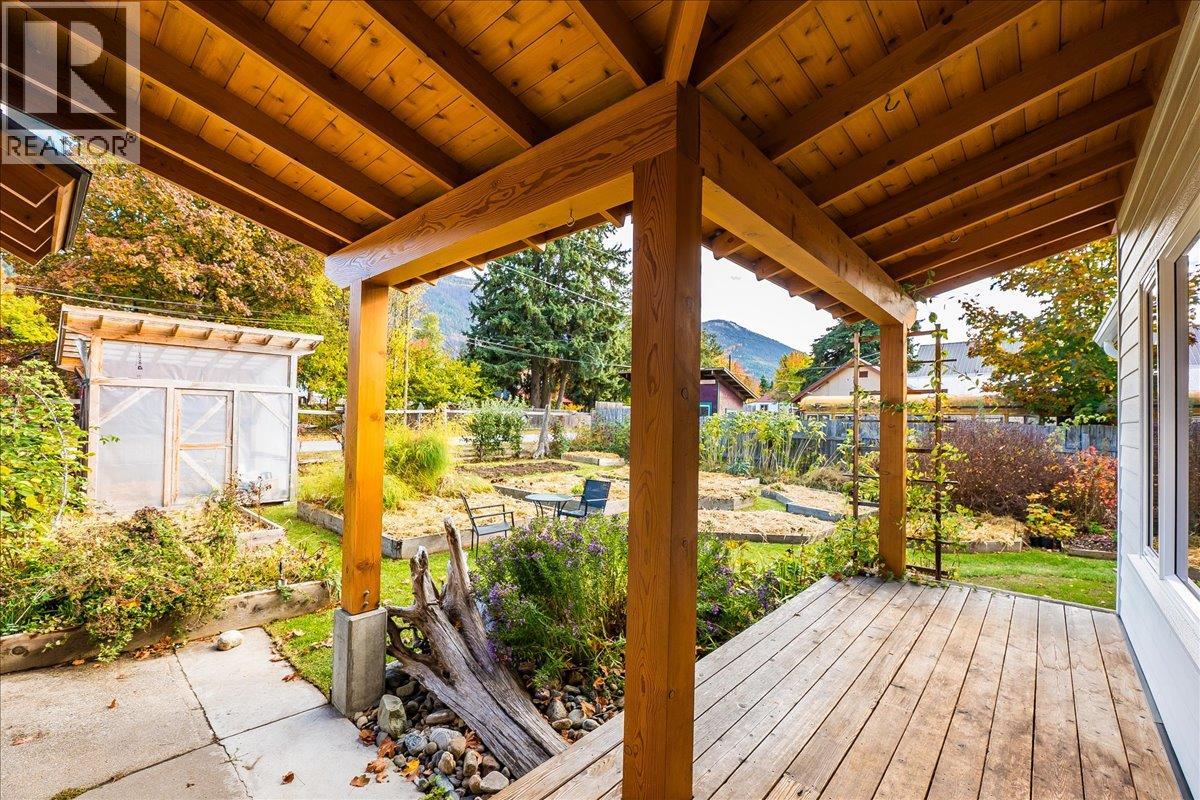 603 Main Street, Slocan, British Columbia  V0G 2C0 - Photo 38 - 10366517