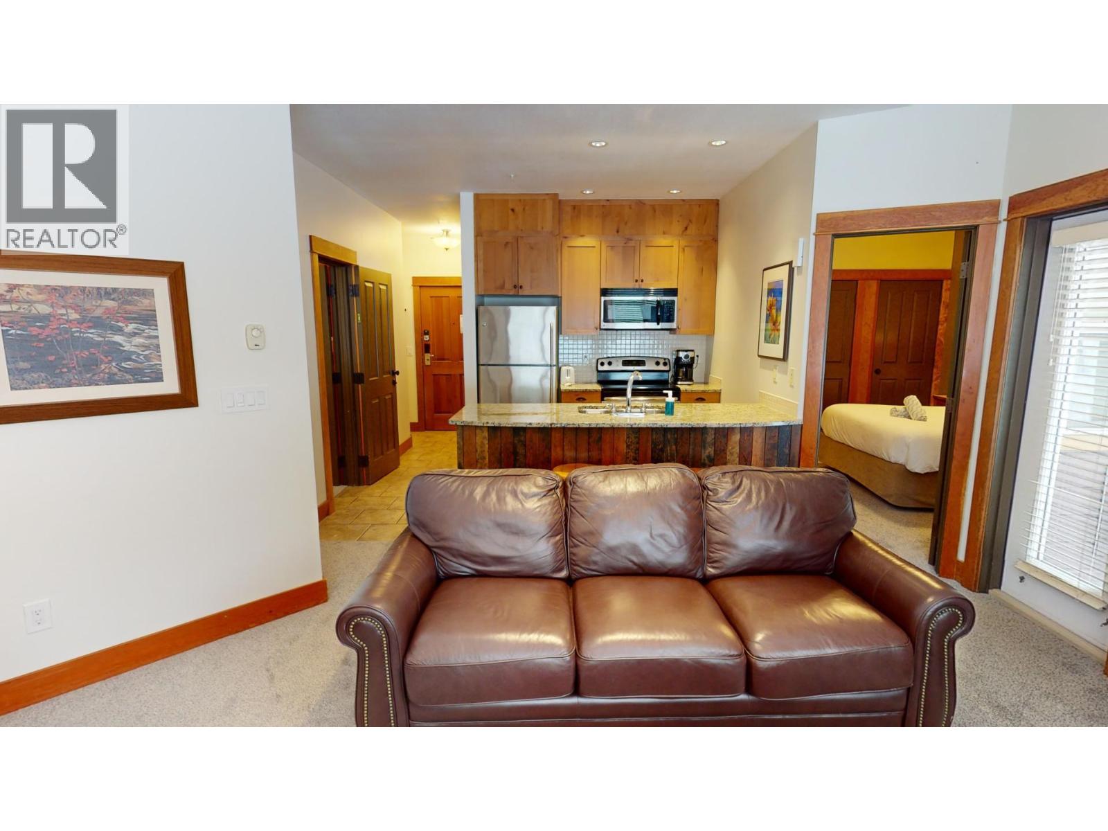 4559 Timberline Crescent Unit# 618 C, Fernie, British Columbia  V0B 1M6 - Photo 4 - 10351945