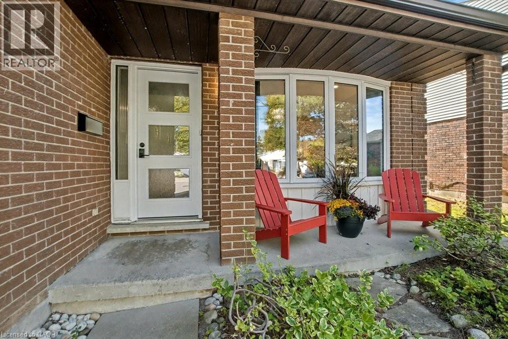 166 Westvale Drive, Waterloo, Ontario  N2T 1C2 - Photo 2 - 40778087