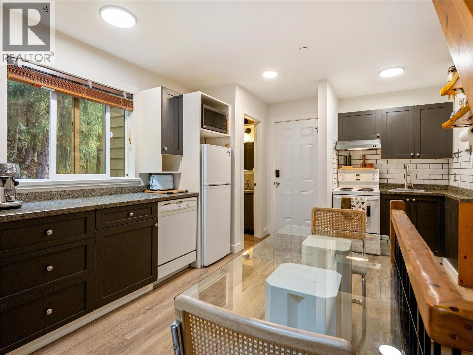 9 2101 Whistler Road, Whistler, British Columbia  V8E 0R3 - Photo 7 - R3061544
