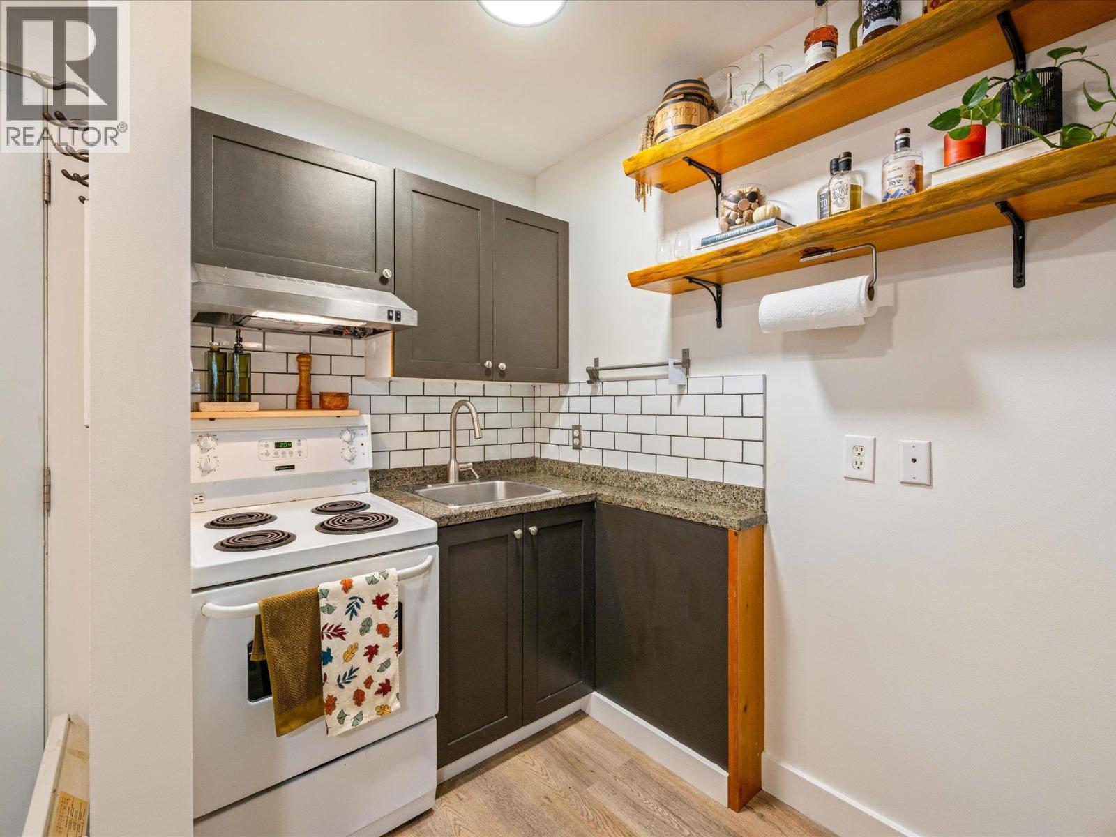 9 2101 Whistler Road, Whistler, British Columbia  V8E 0R3 - Photo 8 - R3061544