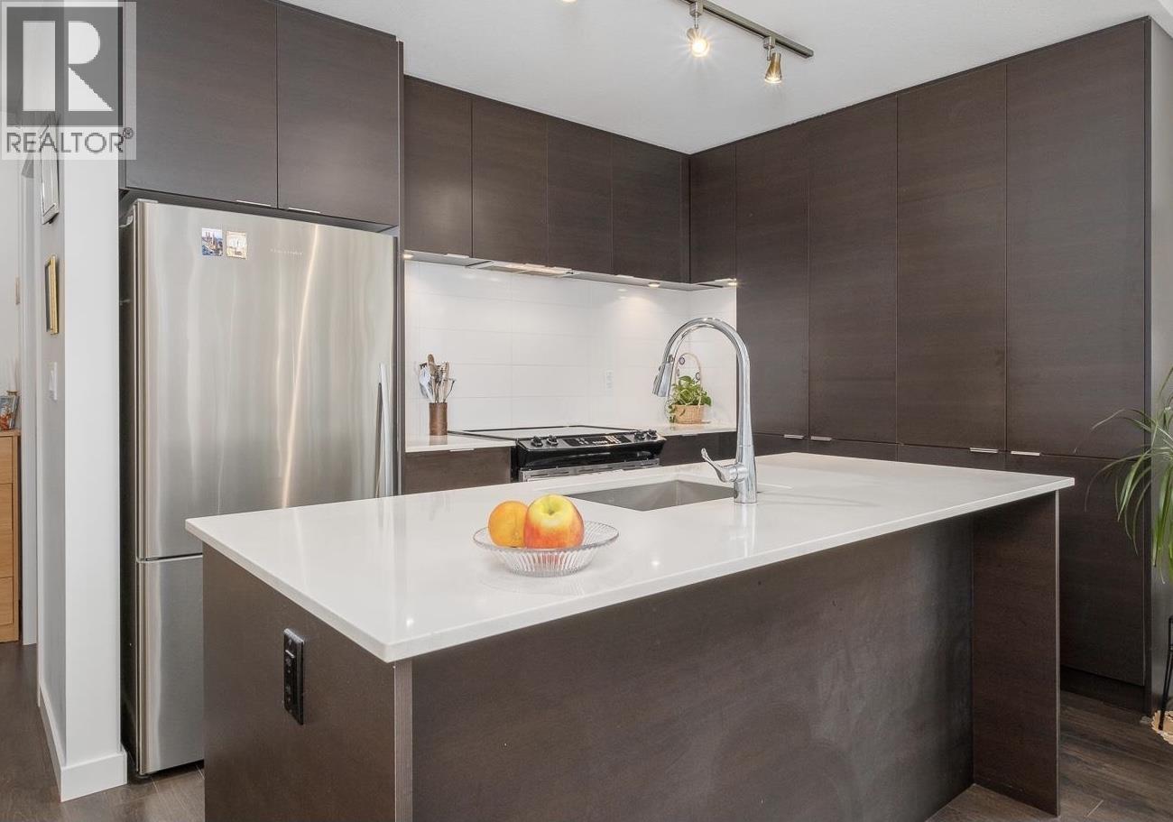 410 1673 Lloyd Avenue, North Vancouver, British Columbia  V7P 0A9 - Photo 5 - R3061545