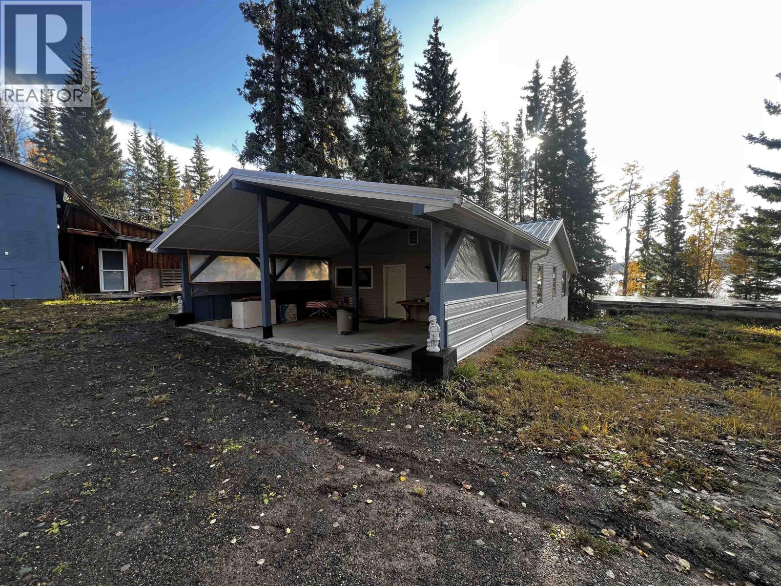 22361 Stella Road, Fraser Lake, British Columbia  V0J 1S0 - Photo 5 - R3061528
