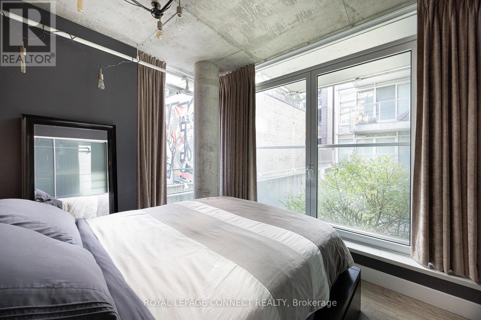 204 - 75 Portland Street, Toronto, Ontario  M5V 2M9 - Photo 16 - C12479602