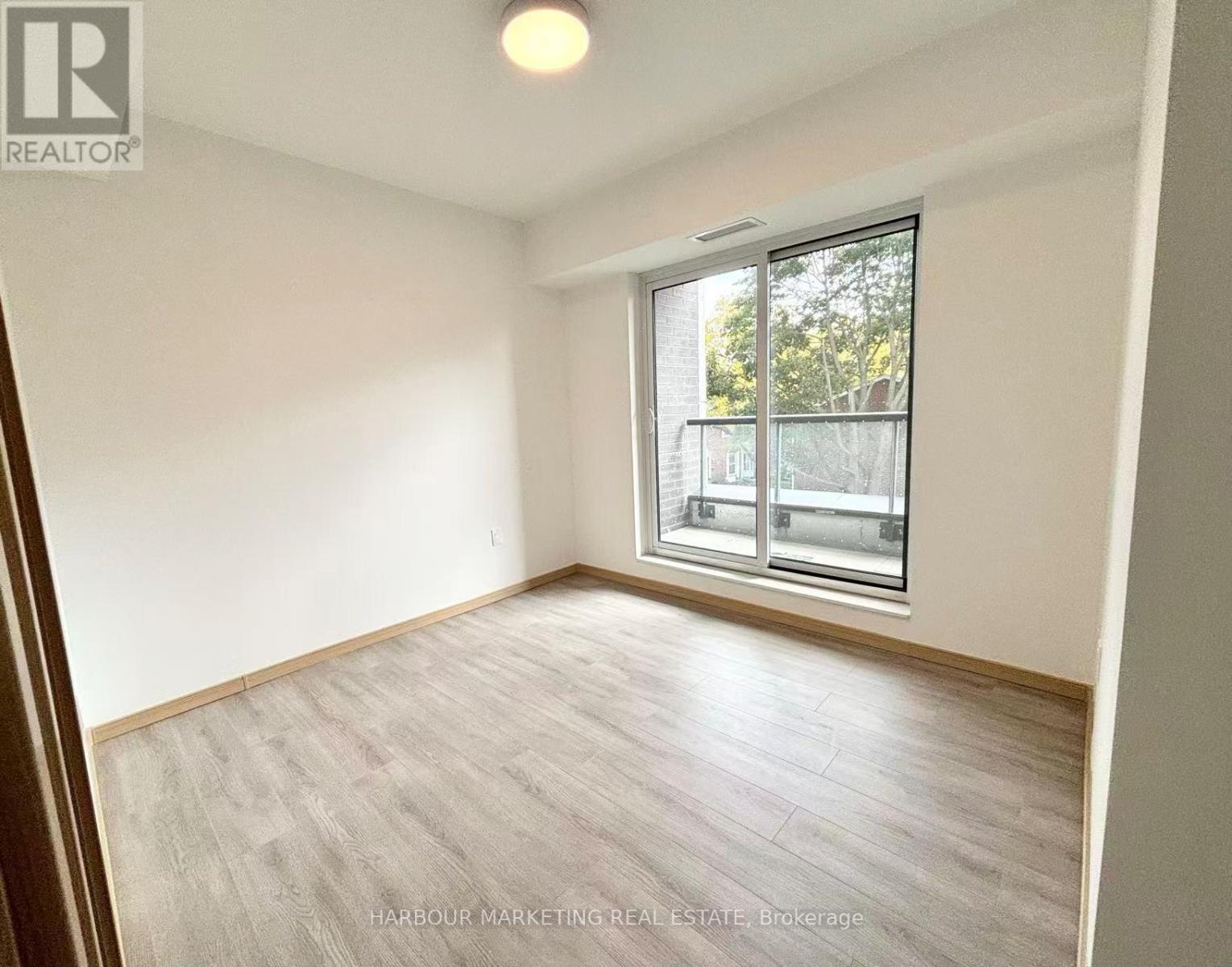 A303 - 3421 Sheppard Avenue E, Toronto, Ontario  M1T 3K5 - Photo 4 - E12479601