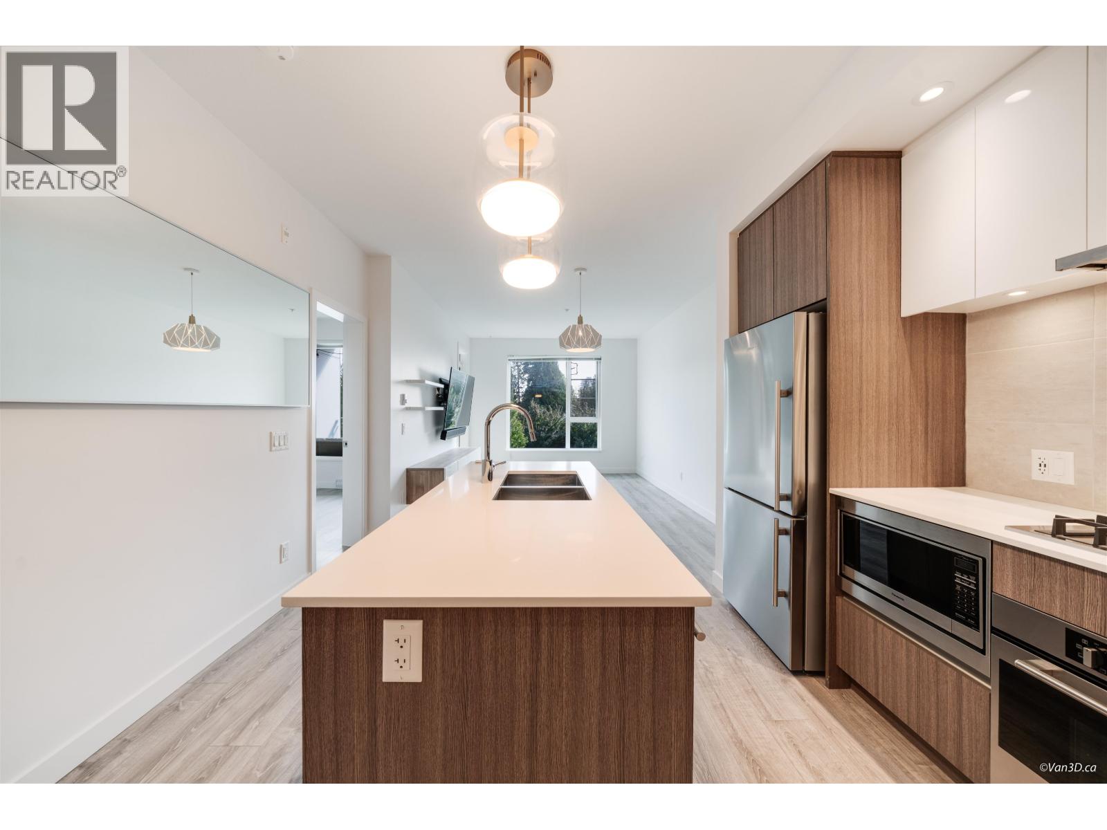 318 516 Foster Avenue, Coquitlam, British Columbia  V6Y 0A6 - Photo 3 - R3046428