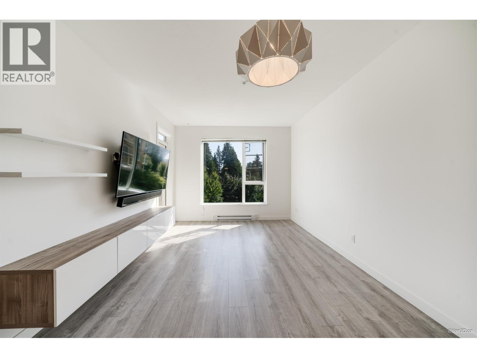 318 516 Foster Avenue, Coquitlam, British Columbia  V6Y 0A6 - Photo 9 - R3046428