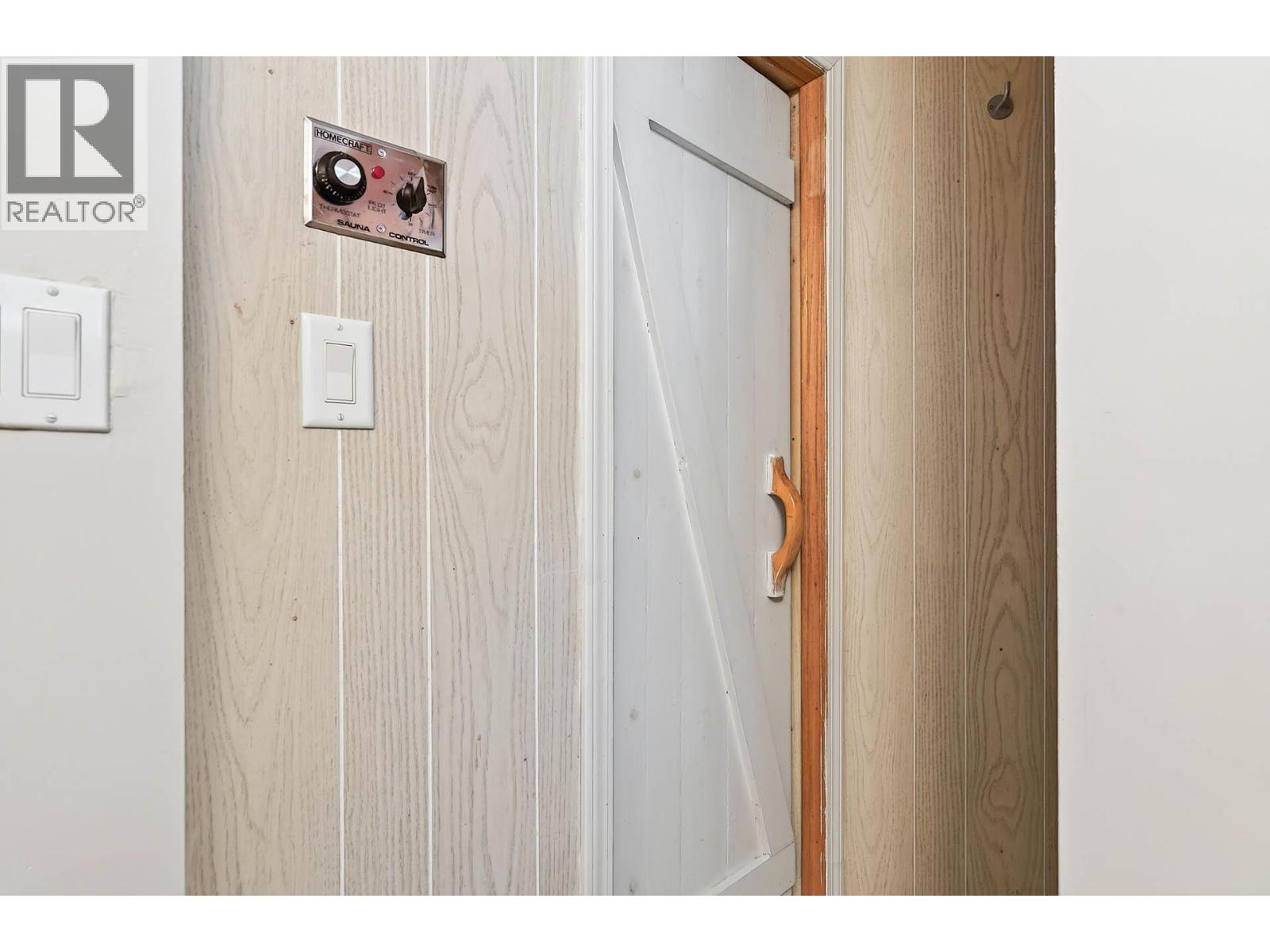 2271 Park Drive, Kamloops, British Columbia  V2V 4P7 - Photo 36 - 10365624