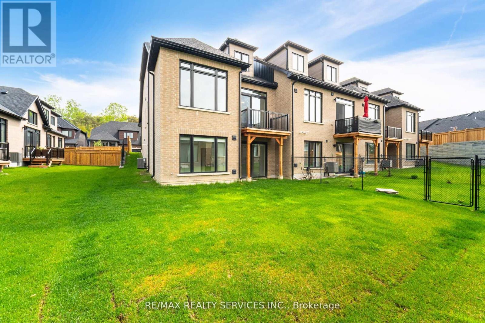 8 Lois Torrance Trail, Uxbridge, Ontario  L9P 0R9 - Photo 48 - N12479585