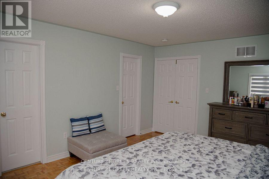 41 Sequoia Road, Vaughan, Ontario  L4H 1W6 - Photo 17 - N12479593
