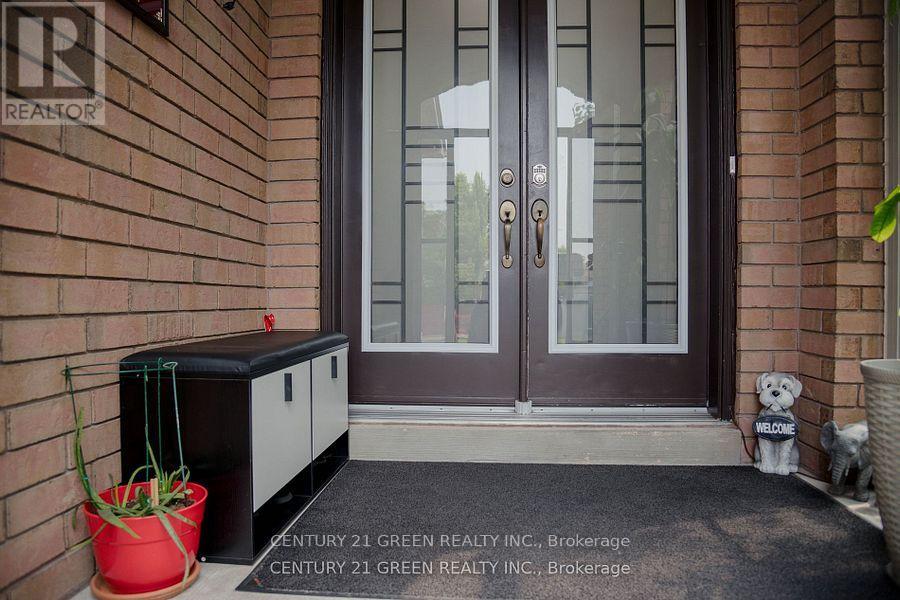 41 Sequoia Road, Vaughan, Ontario  L4H 1W6 - Photo 4 - N12479593
