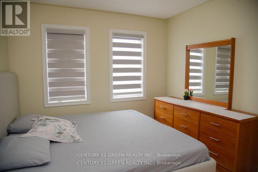 41 Sequoia Road, Vaughan, Ontario  L4H 1W6 - Photo 8 - N12479593