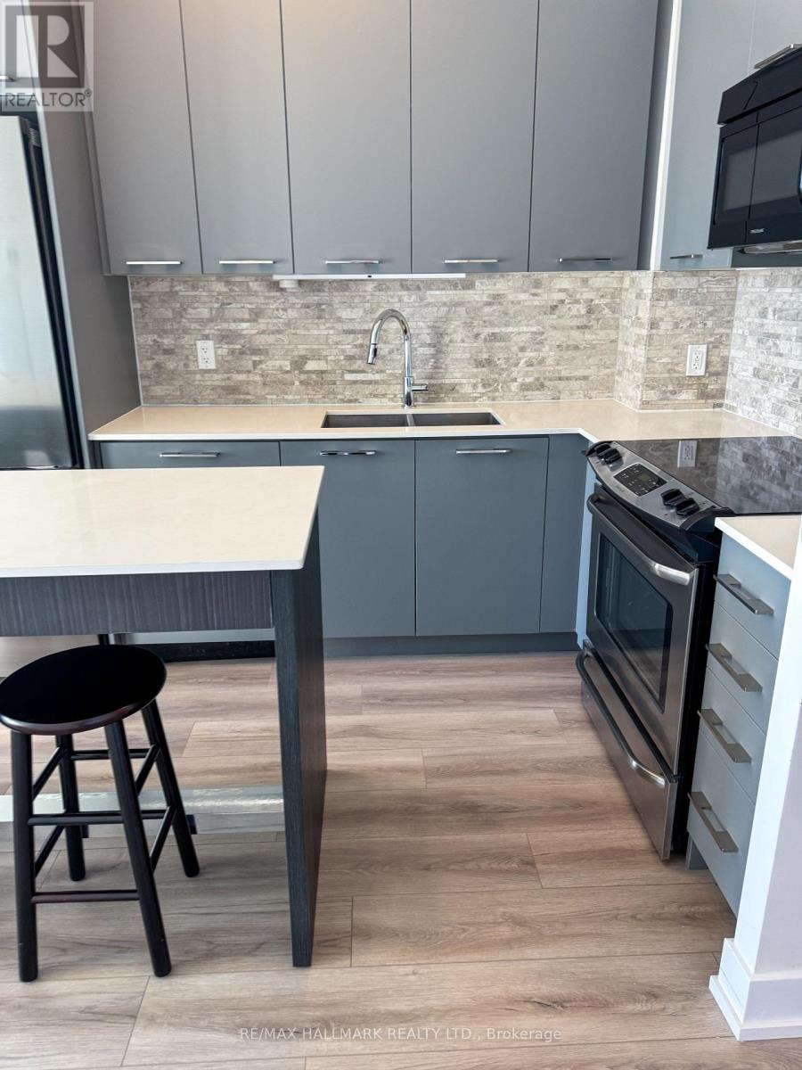 327 - 9471 Yonge Street, Richmond Hill, Ontario  L4C 0Z5 - Photo 3 - N12479594