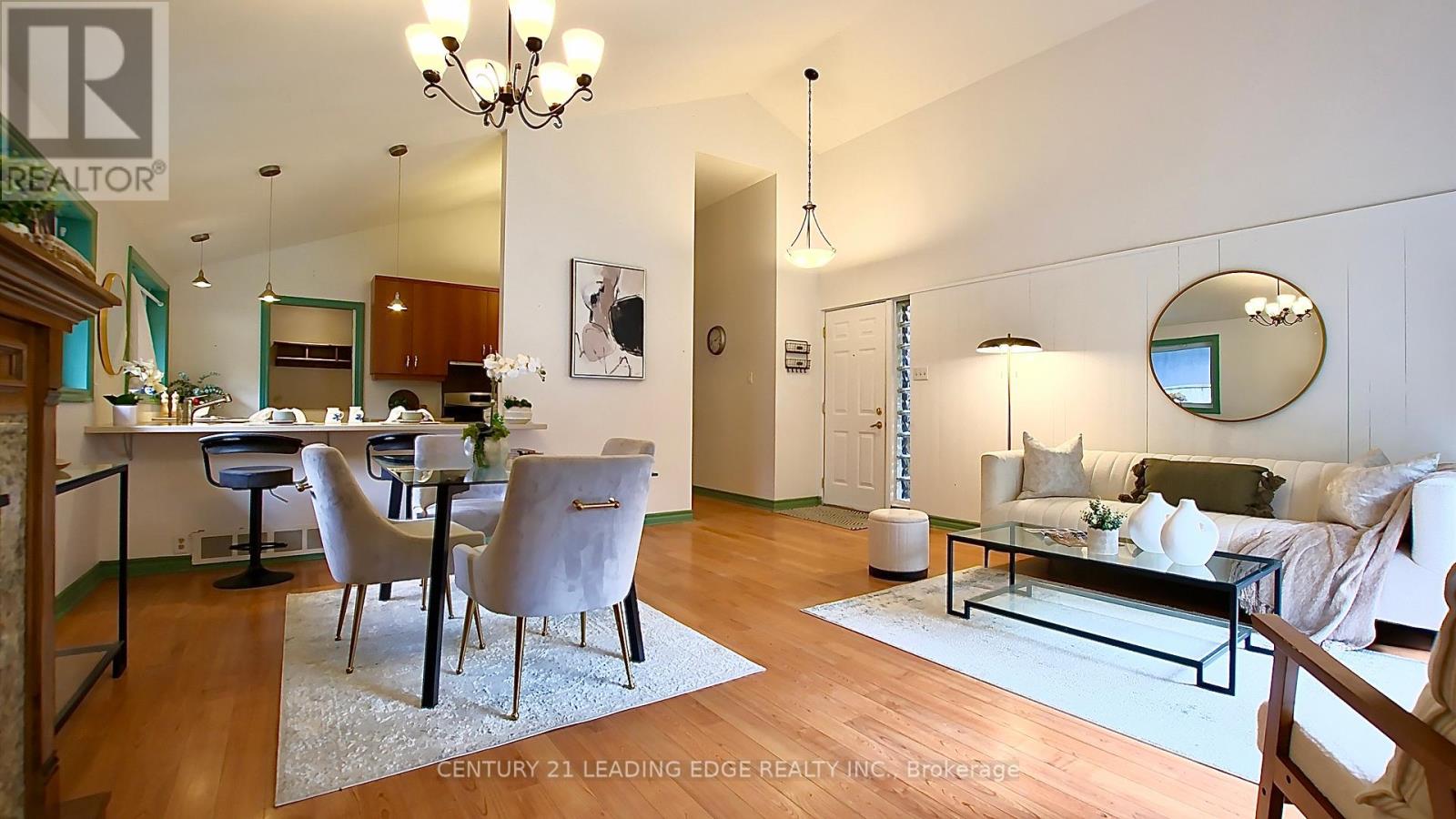 25 Oakley Boulevard, Toronto, Ontario  M1P 3P5 - Photo 6 - E12461110