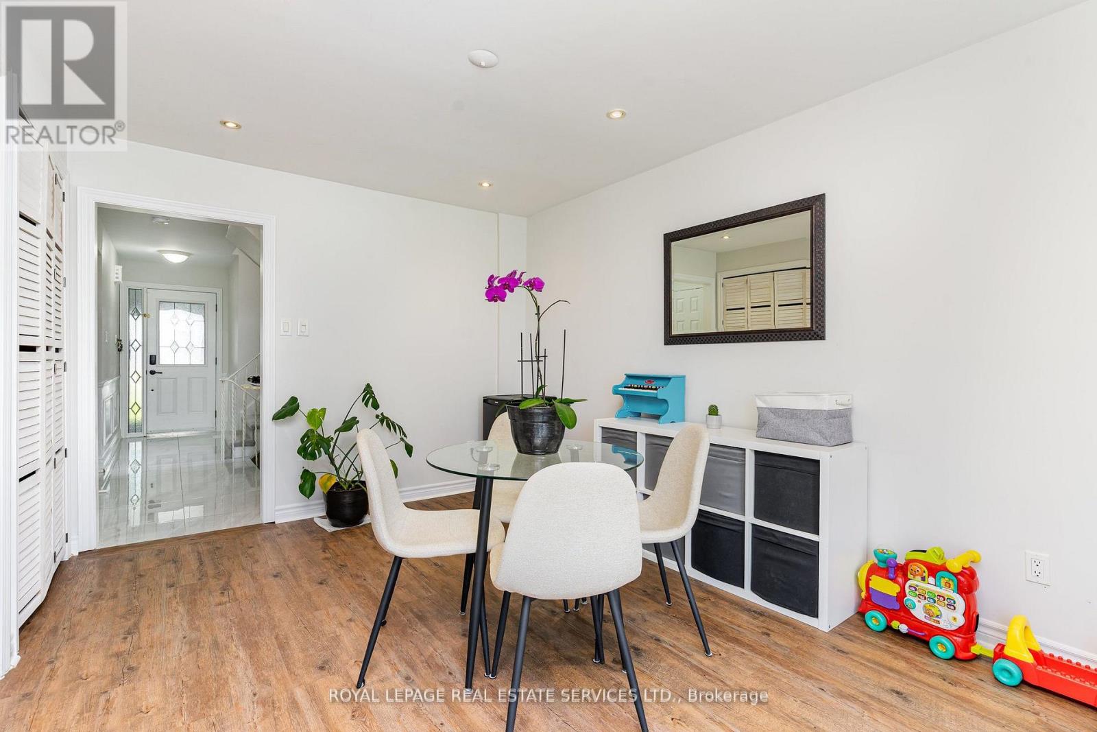 47 Lafferty Street, Toronto, Ontario  M9C 5B5 - Photo 13 - W12479584