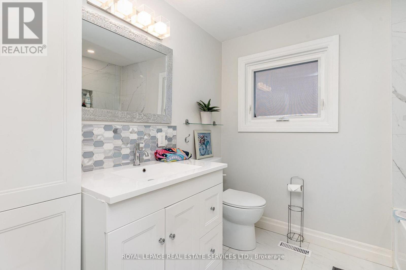 47 Lafferty Street, Toronto, Ontario  M9C 5B5 - Photo 23 - W12479584