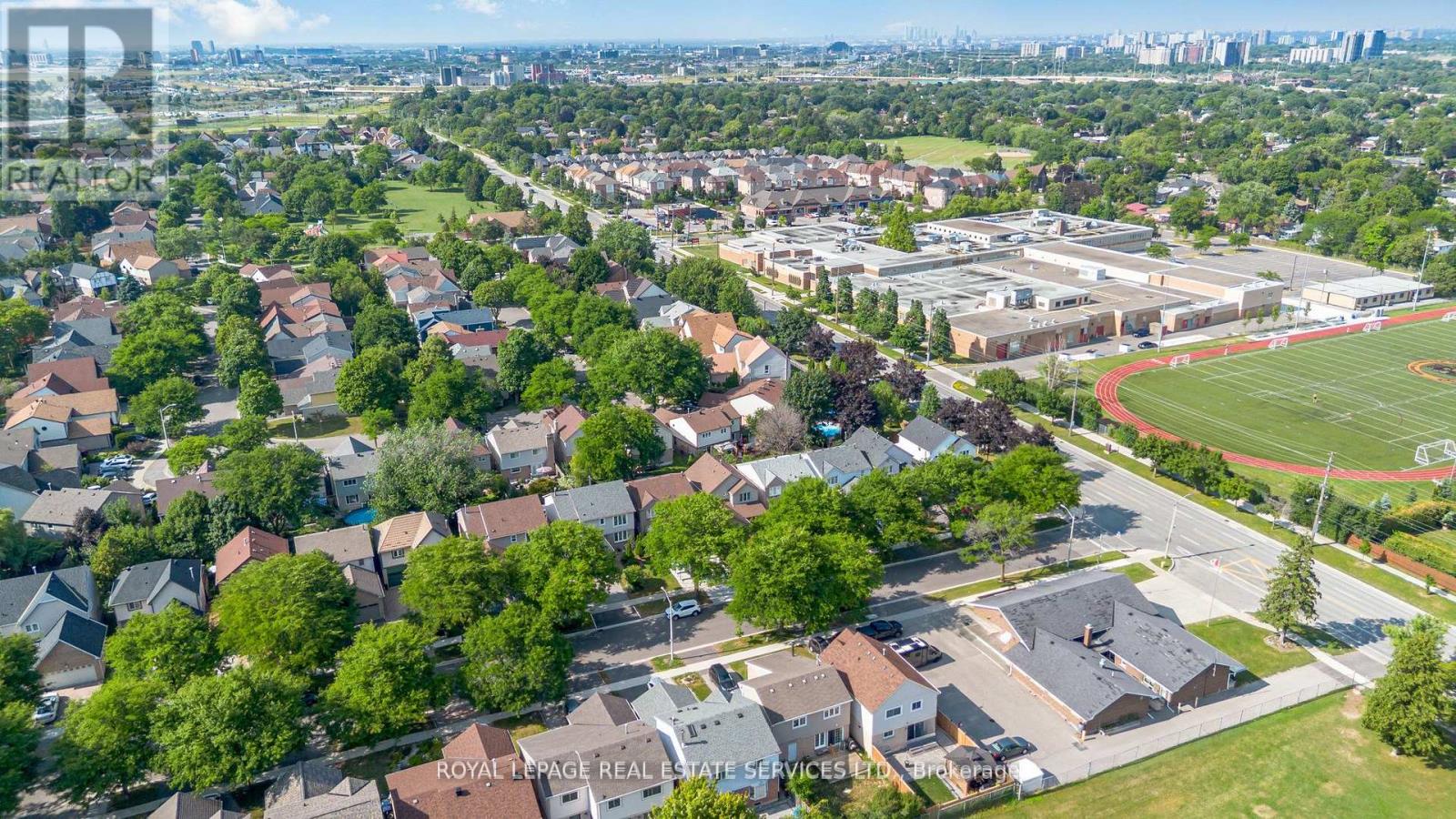 47 Lafferty Street, Toronto, Ontario  M9C 5B5 - Photo 39 - W12479584