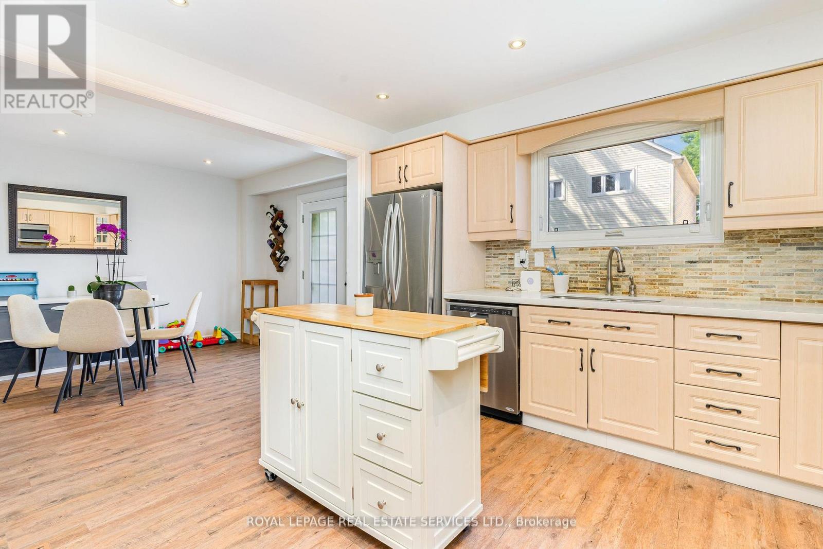 47 Lafferty Street, Toronto, Ontario  M9C 5B5 - Photo 7 - W12479584