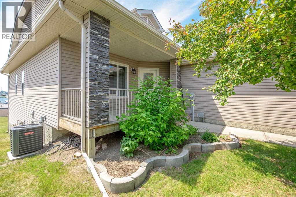 152 Cove Rise, Chestermere, Alberta  T1X 1S7 - Photo 29 - A2252080