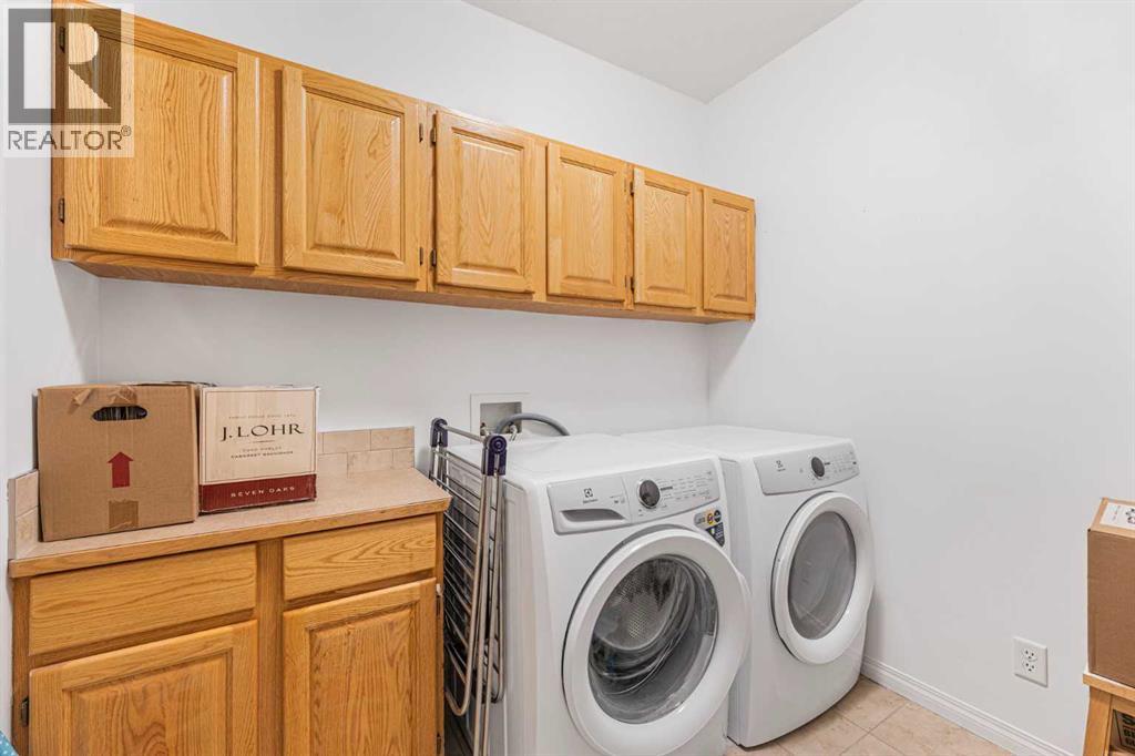 152 Cove Rise, Chestermere, Alberta  T1X 1S7 - Photo 17 - A2252080