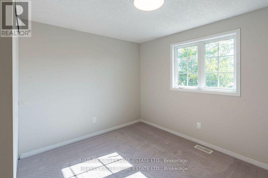 573 Windjammer Way, Waterloo, Ontario  N2K 3Z5 - Photo 20 - X12479598