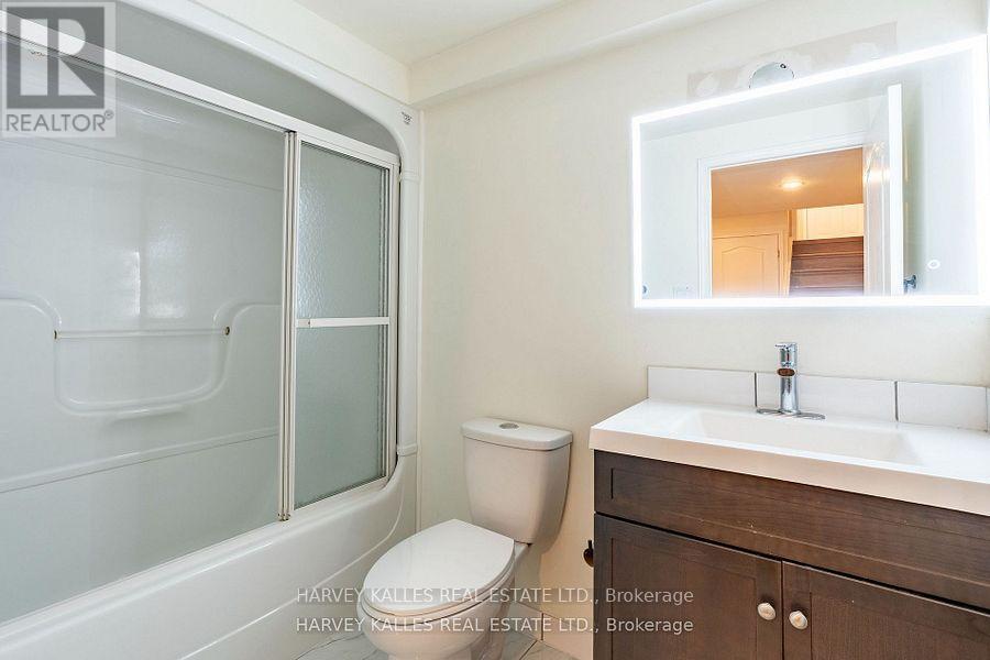 573 Windjammer Way, Waterloo, Ontario  N2K 3Z5 - Photo 40 - X12479598