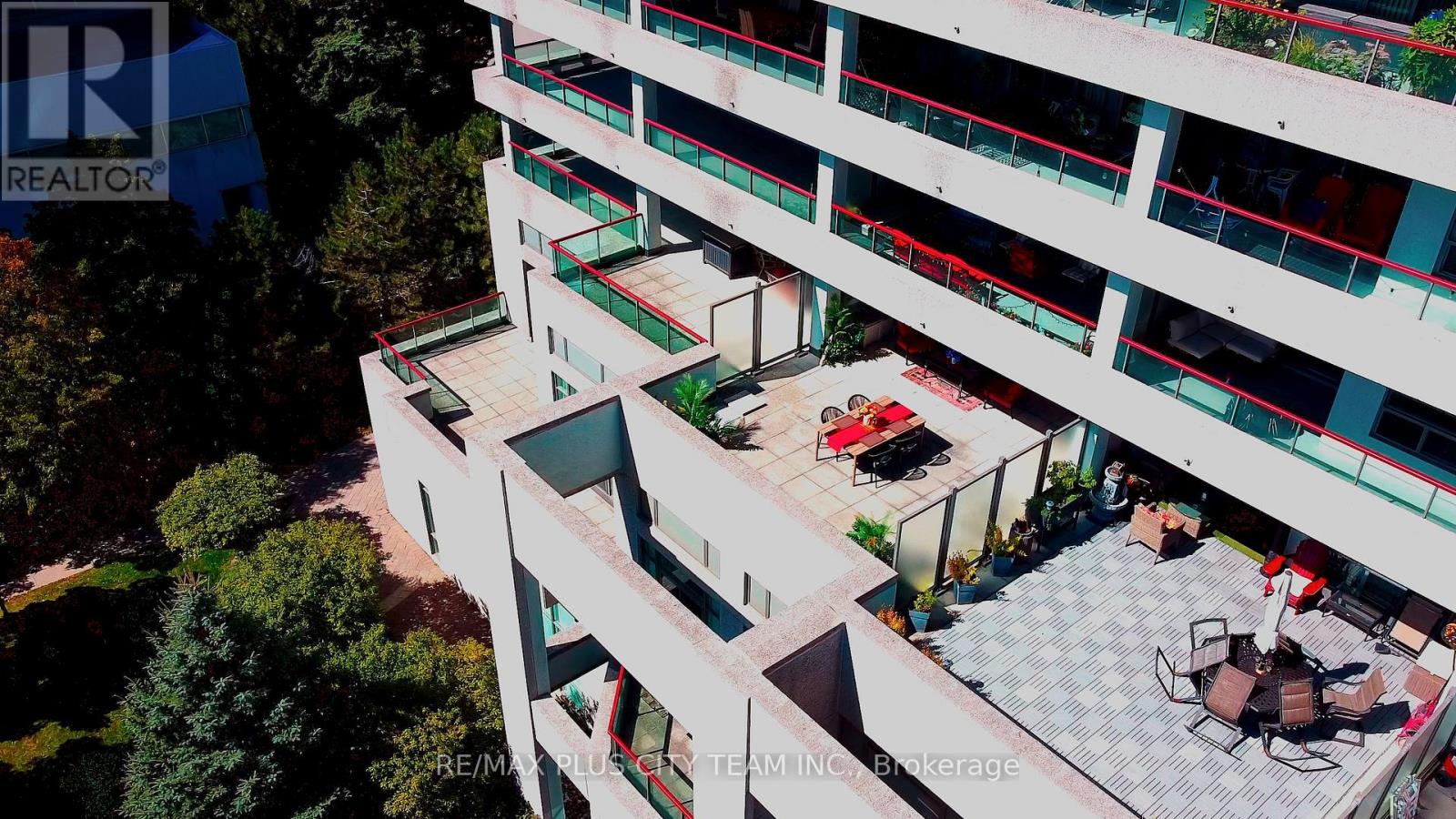 310 - 50 Brian Harrison Way, Toronto (Bendale), Ontario  M1P 5J4 - Photo 2 - E12406073