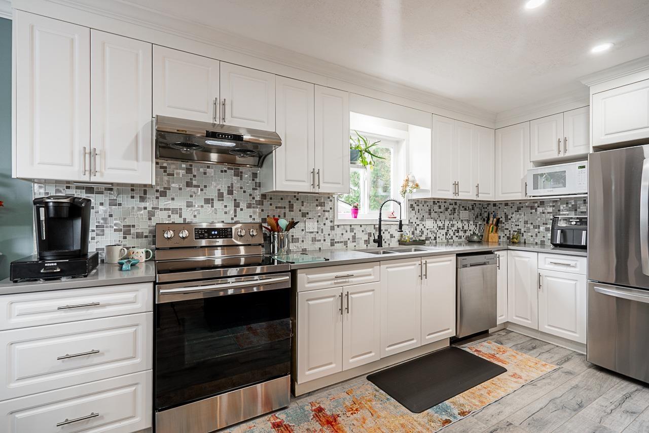 7523 May Street, Mission, British Columbia  V2V 3C9 - Photo 9 - R3060920