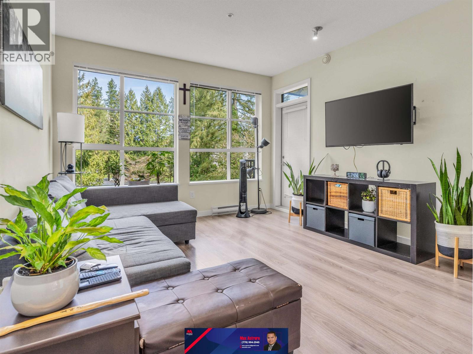 302 1151 Windsor Mews, Coquitlam, British Columbia  V3B 0M9 - Photo 3 - R3061490