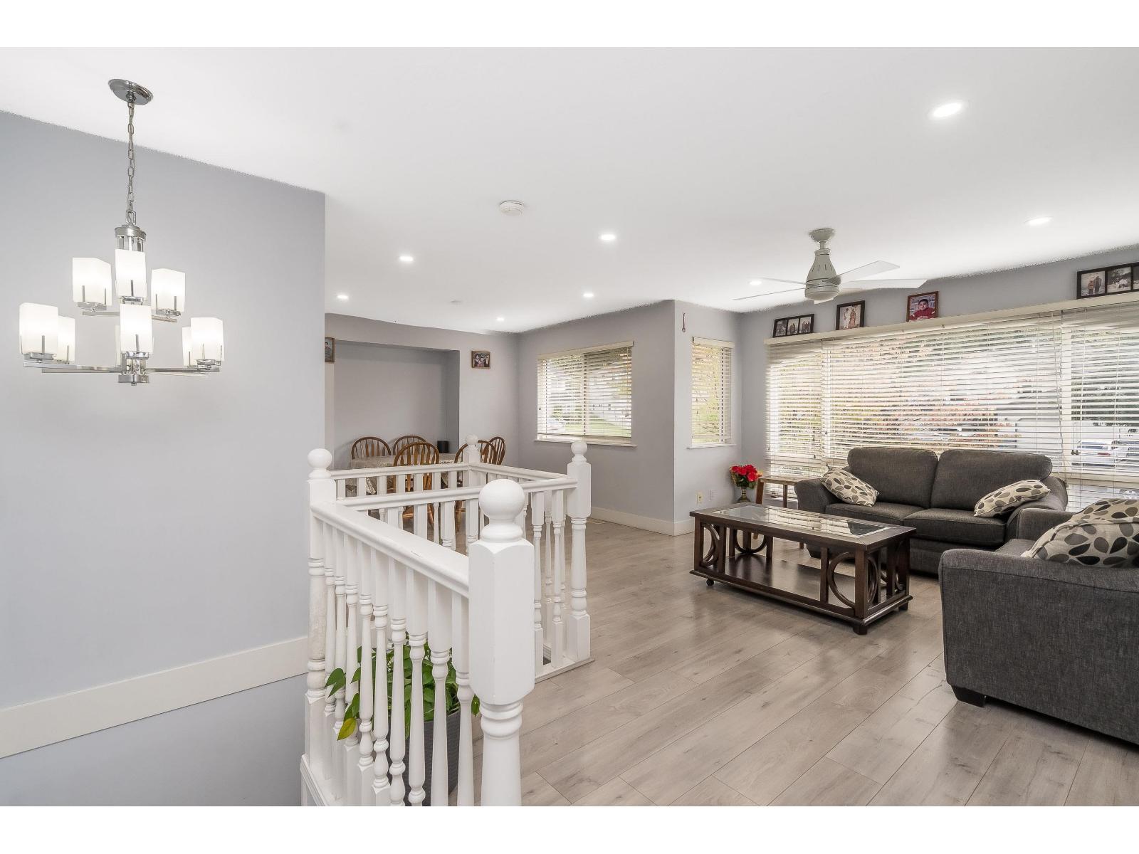 30971 Brookdale Court, Abbotsford, British Columbia  V2T 5S3 - Photo 5 - R3061572