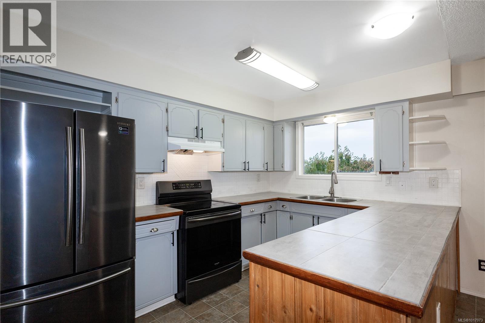 935 Kalmar Rd, Campbell River, British Columbia  V9W 2A1 - Photo 18 - 1017973